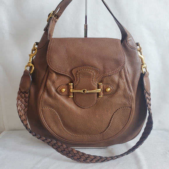 GUCCI New Pelham Shoulder Bag - Picture 2 of 15